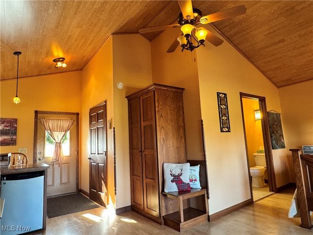 6041 Township Road 310, Millersburg, OH 44654