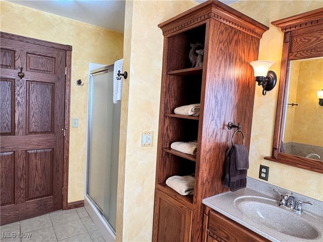 6041 Township Road 310, Millersburg, OH 44654