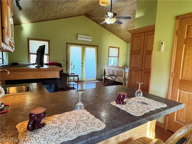 6041 Township Road 310, Millersburg, OH 44654