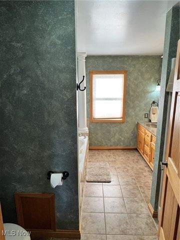 6041 Township Road 310, Millersburg, OH 44654