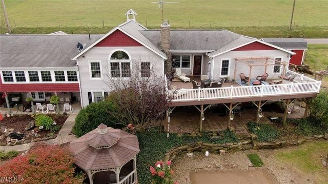 6041 Township Road 310, Millersburg, OH 44654