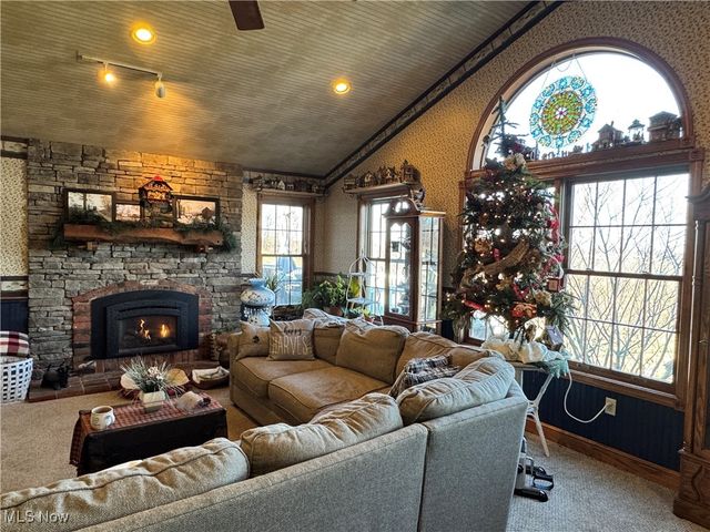 6041 Township Road 310, Millersburg, OH 44654