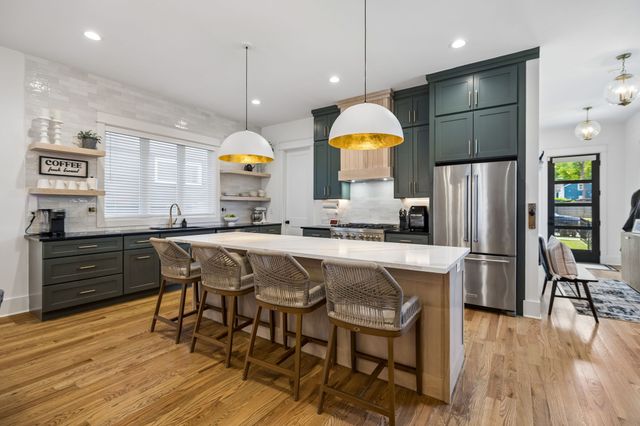 1217 N 8th St, Nashville, TN 37207