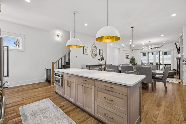 1217 N 8th St, Nashville, TN 37207