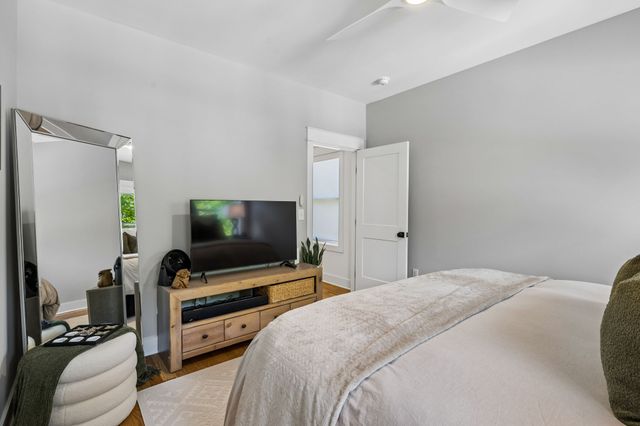 1217 N 8th St, Nashville, TN 37207