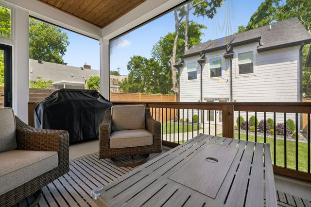 1217 N 8th St, Nashville, TN 37207