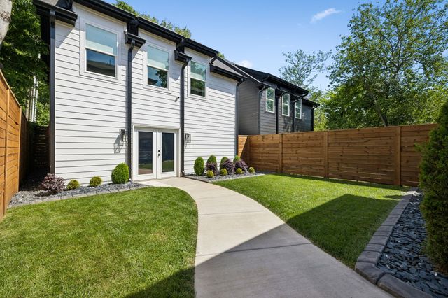 1217 N 8th St, Nashville, TN 37207