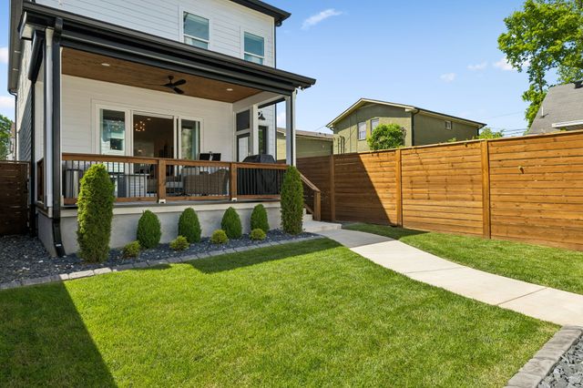 1217 N 8th St, Nashville, TN 37207