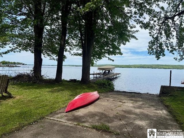 4454 West Fairmount Avenue, Busti, NY 14750