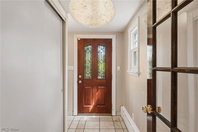 1440 Lewis Drive, Lakewood, OH 44107