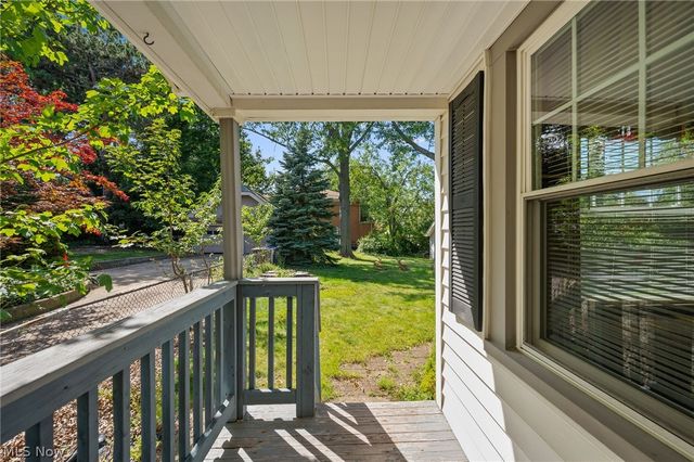 1440 Lewis Drive, Lakewood, OH 44107