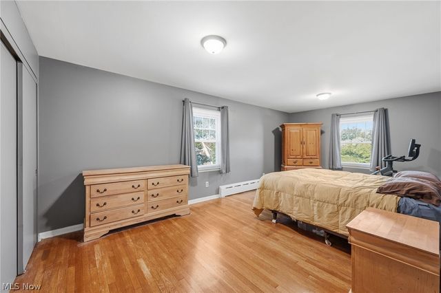 1440 Lewis Drive, Lakewood, OH 44107