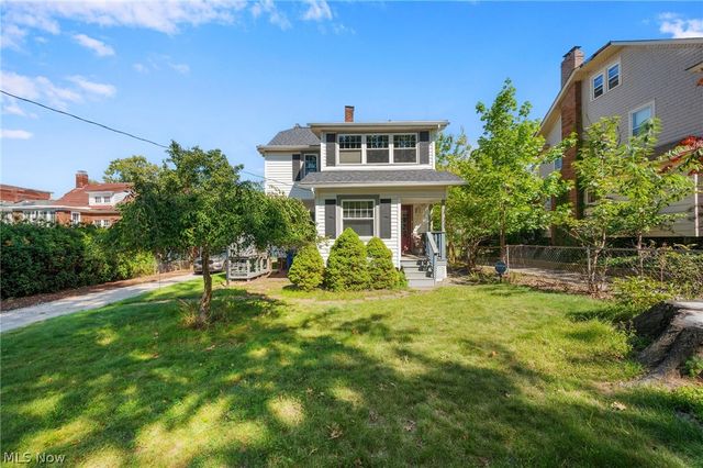1440 Lewis Drive, Lakewood, OH 44107