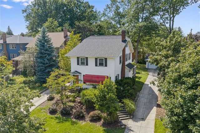 1440 Lewis Drive, Lakewood, OH 44107