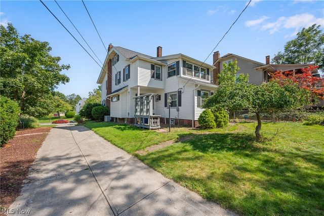1440 Lewis Drive, Lakewood, OH 44107
