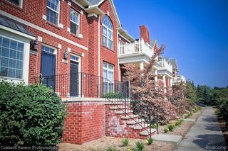 1582 Devon Lane 2, Troy, MI 48084