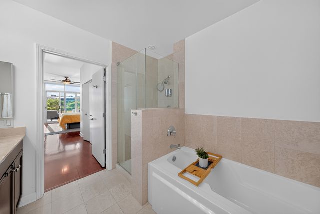 1235 S Prairie Avenue 502, Chicago, IL 60605