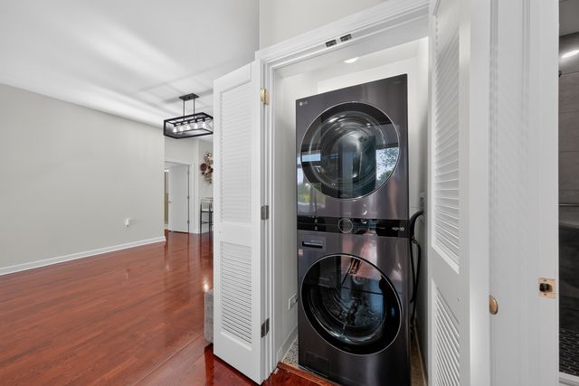 1235 S Prairie Avenue 502, Chicago, IL 60605