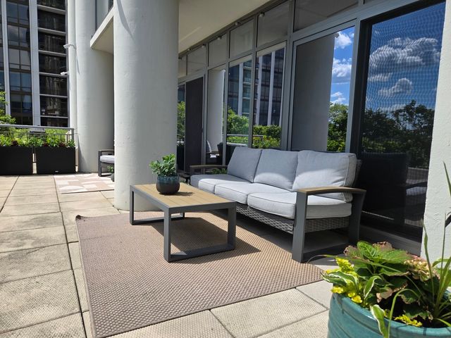 1235 S Prairie Avenue 502, Chicago, IL 60605