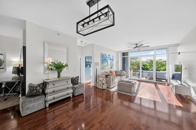 1235 S Prairie Avenue 502, Chicago, IL 60605