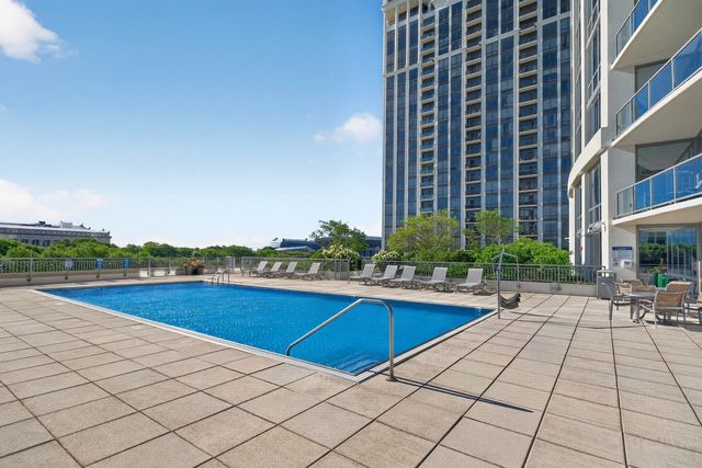 1235 S Prairie Avenue 502, Chicago, IL 60605