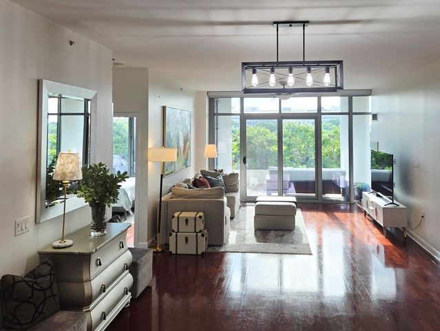 1235 S Prairie Avenue 502, Chicago, IL 60605