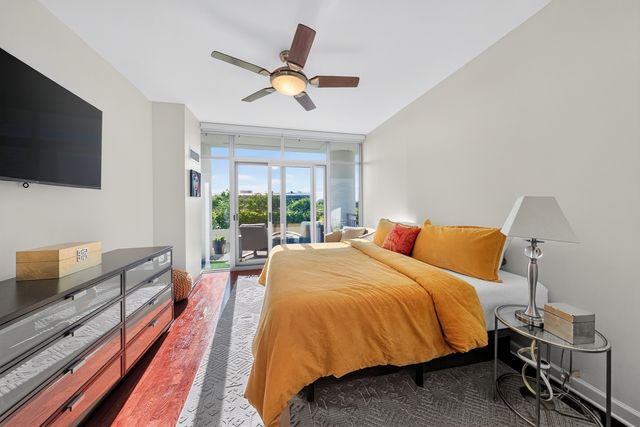 1235 S Prairie Avenue 502, Chicago, IL 60605