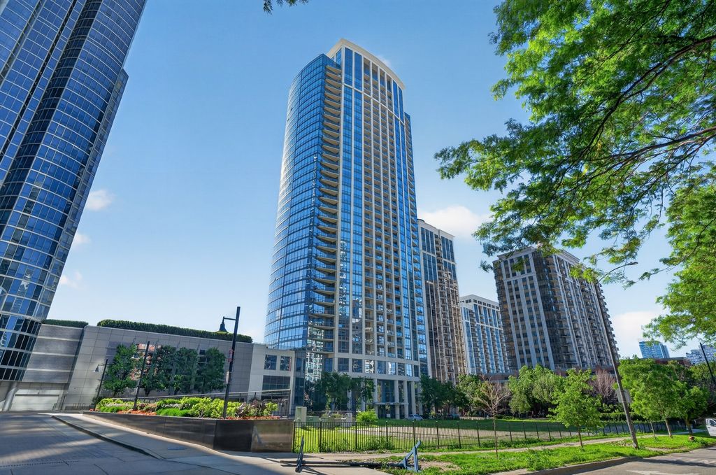 1235 S Prairie Avenue 502, Chicago, IL 60605