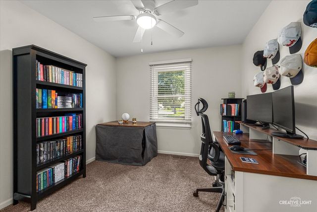 2330 Weatherford Lane, Naperville, IL 60565