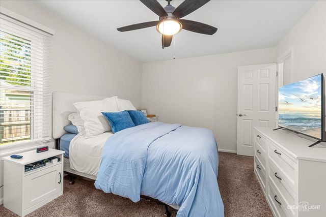 2330 Weatherford Lane, Naperville, IL 60565