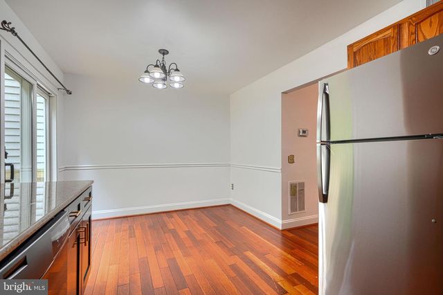 9 LONG GREEN CT, Silver Spring, MD 20906