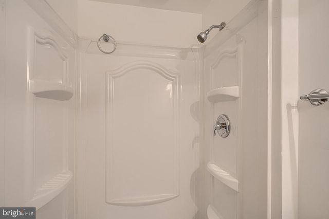 9 LONG GREEN CT, Silver Spring, MD 20906