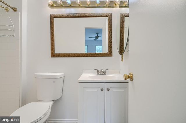 9 LONG GREEN CT, Silver Spring, MD 20906