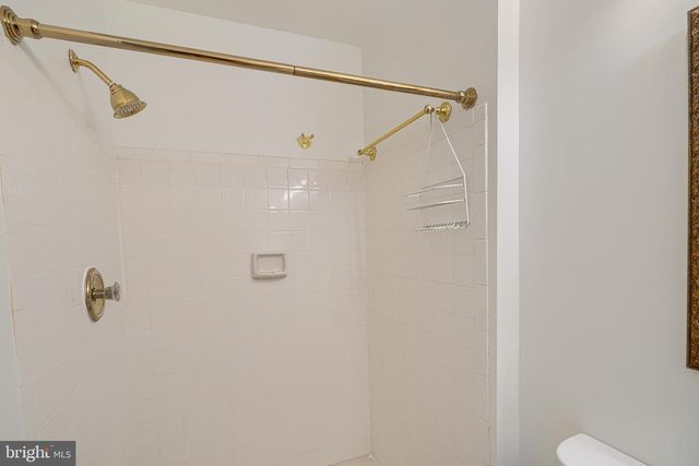 9 LONG GREEN CT, Silver Spring, MD 20906