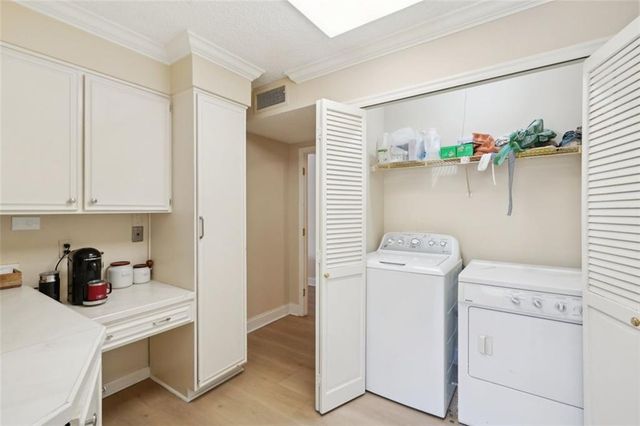 3530 Piedmont NE Road 2I, Atlanta, GA 30305
