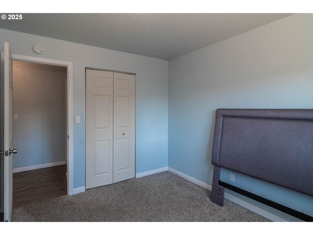 420 Nw ELIZABETH Ave, Winston, OR 97496