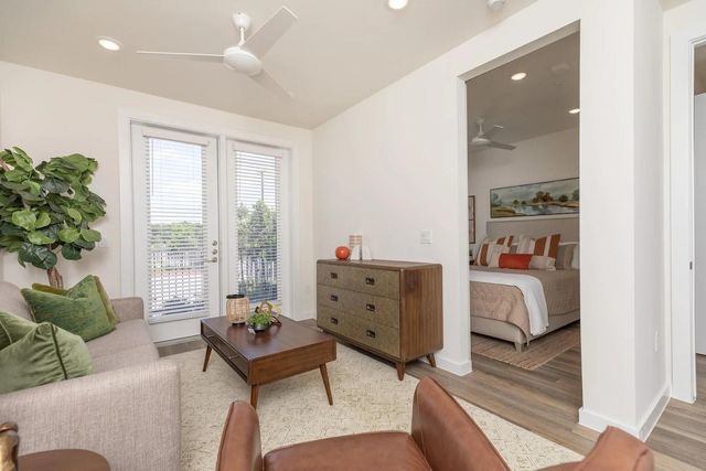 1690 North Loop 269, Houston, TX 77009