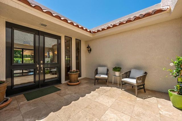 19 McGill Drive, Rancho Mirage, CA 92270