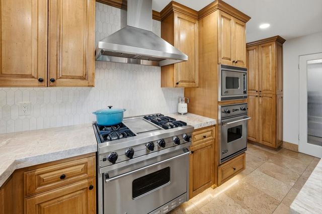 19 McGill Drive, Rancho Mirage, CA 92270