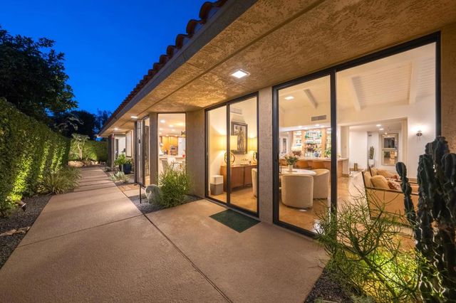 19 McGill Drive, Rancho Mirage, CA 92270