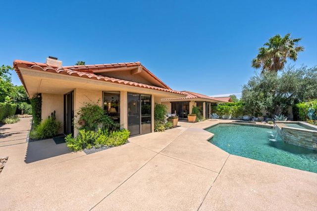 19 McGill Drive, Rancho Mirage, CA 92270