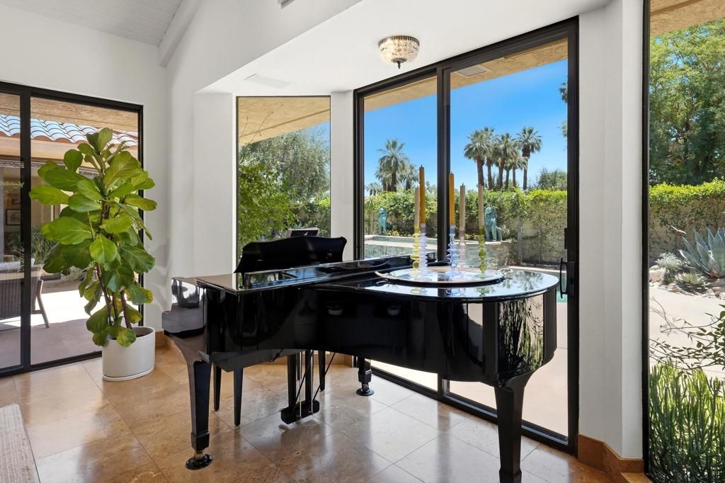 Image 23 of property listing at 19 McGill Drive, Rancho Mirage, CA 92270