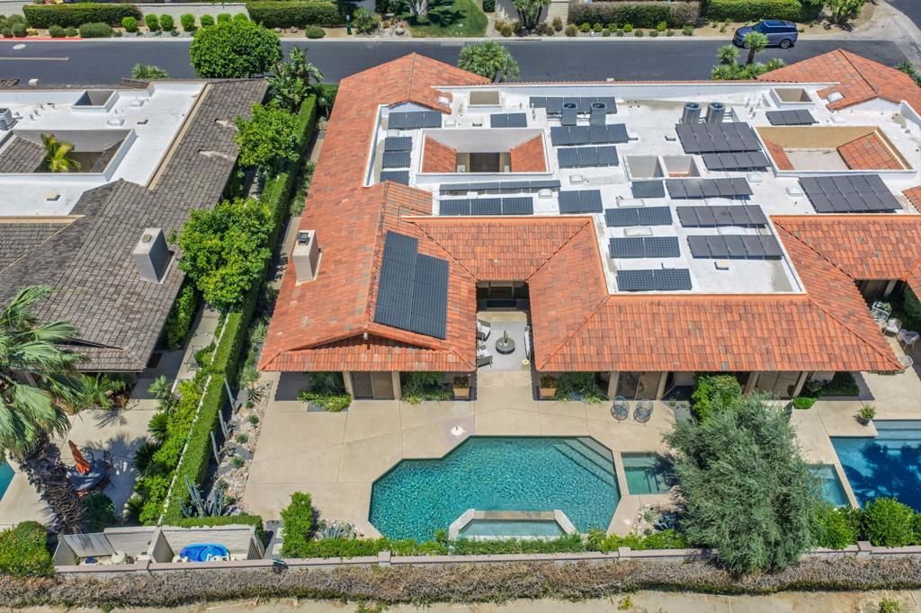 Image 8 of property listing at 19 McGill Drive, Rancho Mirage, CA 92270