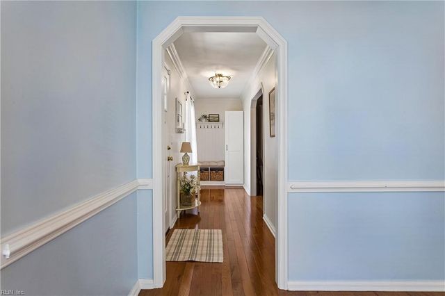 813 Beckley LN, Chesapeake, VA 23322