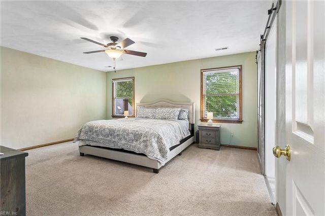 813 Beckley LN, Chesapeake, VA 23322