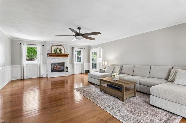 813 Beckley LN, Chesapeake, VA 23322