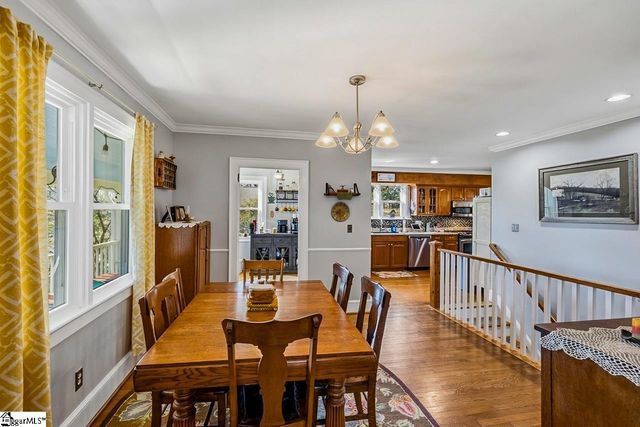 204 Ashley Avenue, Greenville, SC 29609