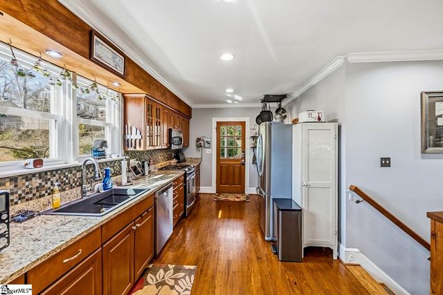 204 Ashley Avenue, Greenville, SC 29609