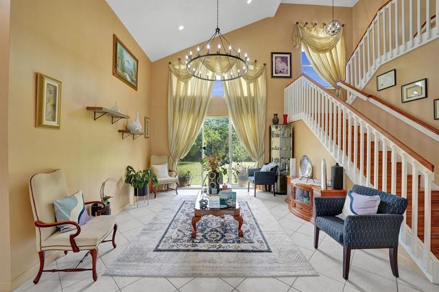 18623 SW 7th Street, Pembroke Pines, FL 33029