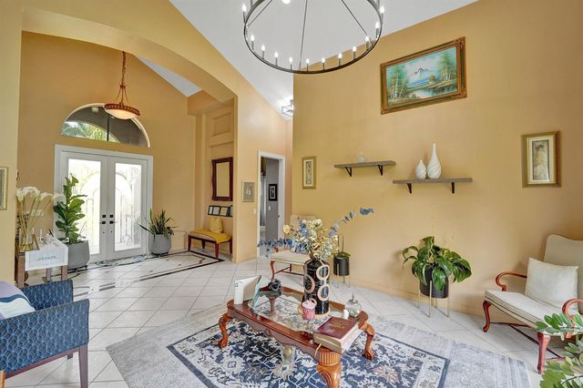 18623 SW 7th Street, Pembroke Pines, FL 33029